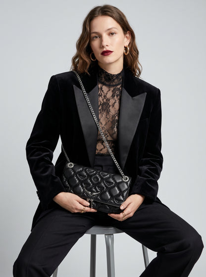 Aura black